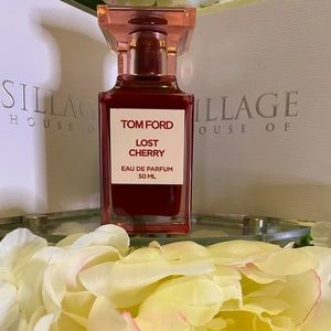 New, hardly used (Less than 5 sprays total ever) Tom Ford Lost Cherry 🍒 50 ML
